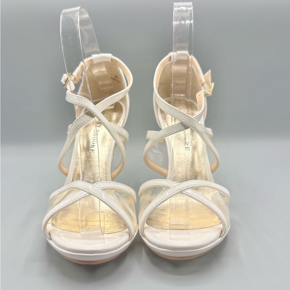 Audrey Brooke Size 8 White Strappy Heels - Picture 2 of 5